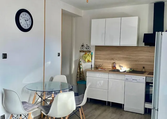 Апартаменты F2 Avec Terrasse, Proche Centre Et Cures - Amelie-les-bains - Fr-1-703-41 Амели-ле-Бен-Палальда