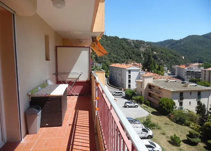 F2 Avec Terrasse, Proche Centre Et Cures - Amelie-les-bains - Fr-1-703-41 * Амели-ле-Бен-Палальда